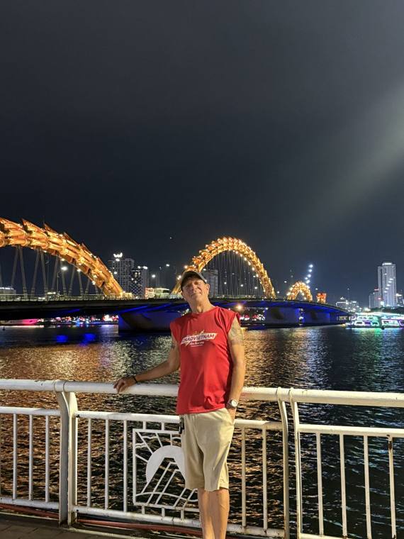 Dragon Bridge Da Nang tour